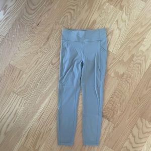 Lululemon invigorates rhino grey sz 6